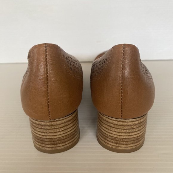 Airflex Women's Size 9 Tan Brown Leather Laser Cut Block Heel Pump Comfort Shoe - Picture 6 of 13